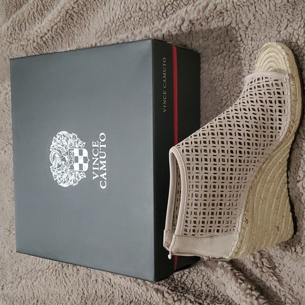 Vince Camuto Wedge